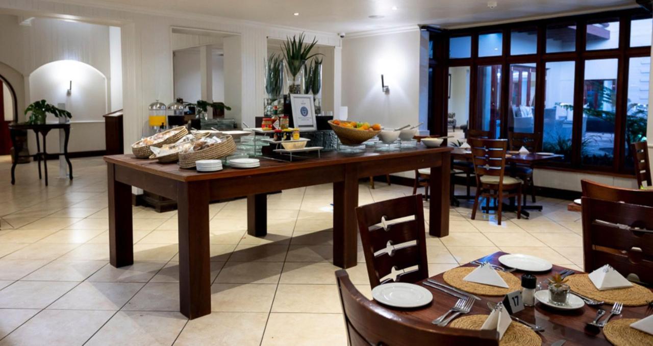 Anew Hotel 4*