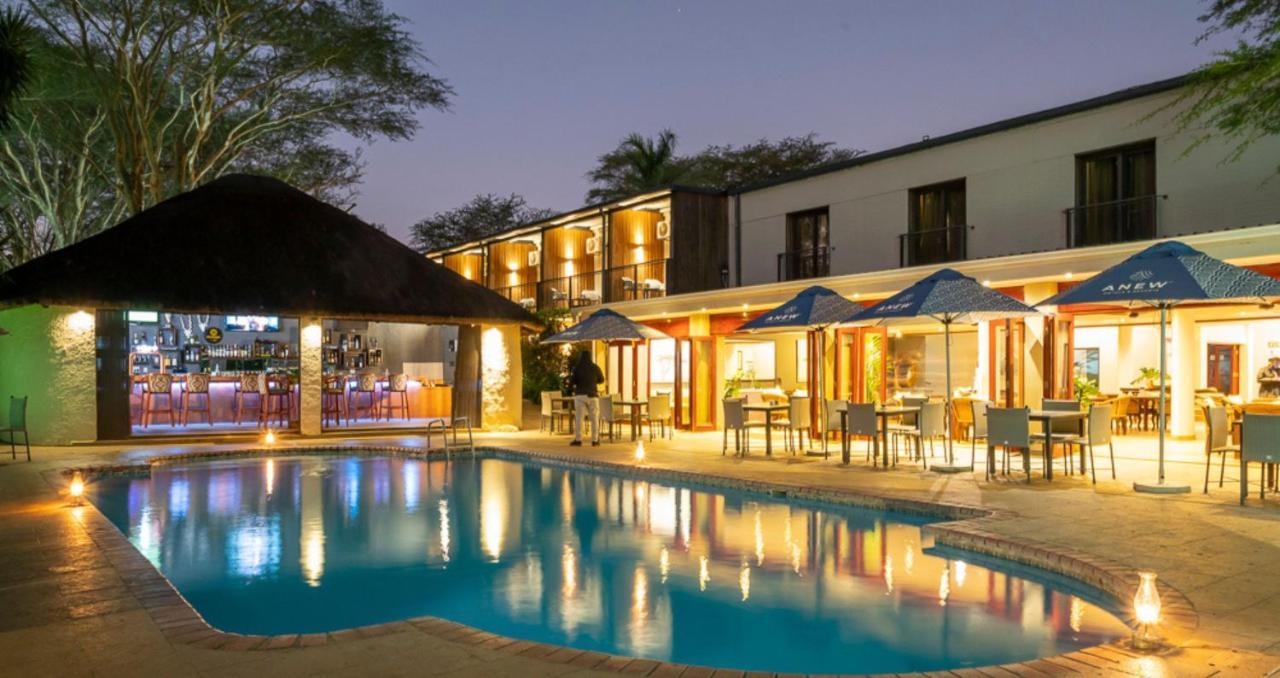 Anew Hotel